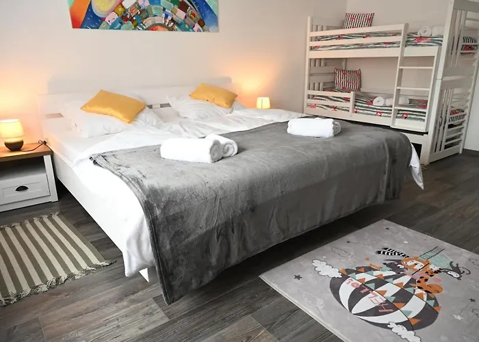 Rodinny Apartman U Broumovskeho Namesti