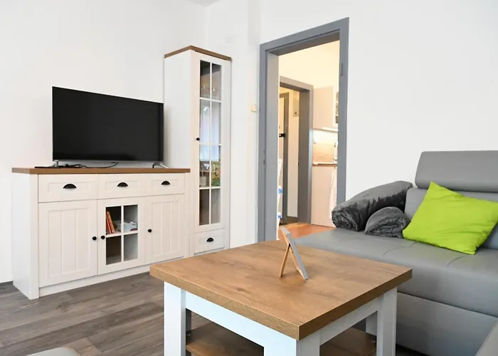 Rodinny Apartman U Broumovskeho Namesti